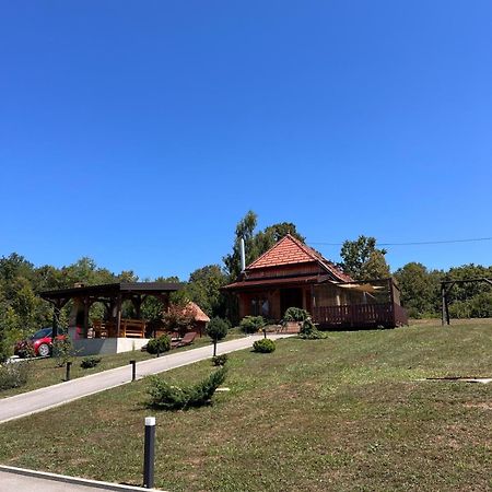 Kuca Za Odmor Markoci Rakovica Bagian luar foto